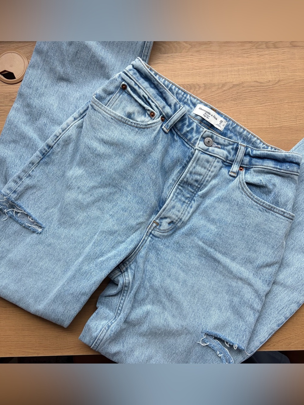 Abercrombie‎ & Fitch Light Wash The Dad High Rise Curve Love